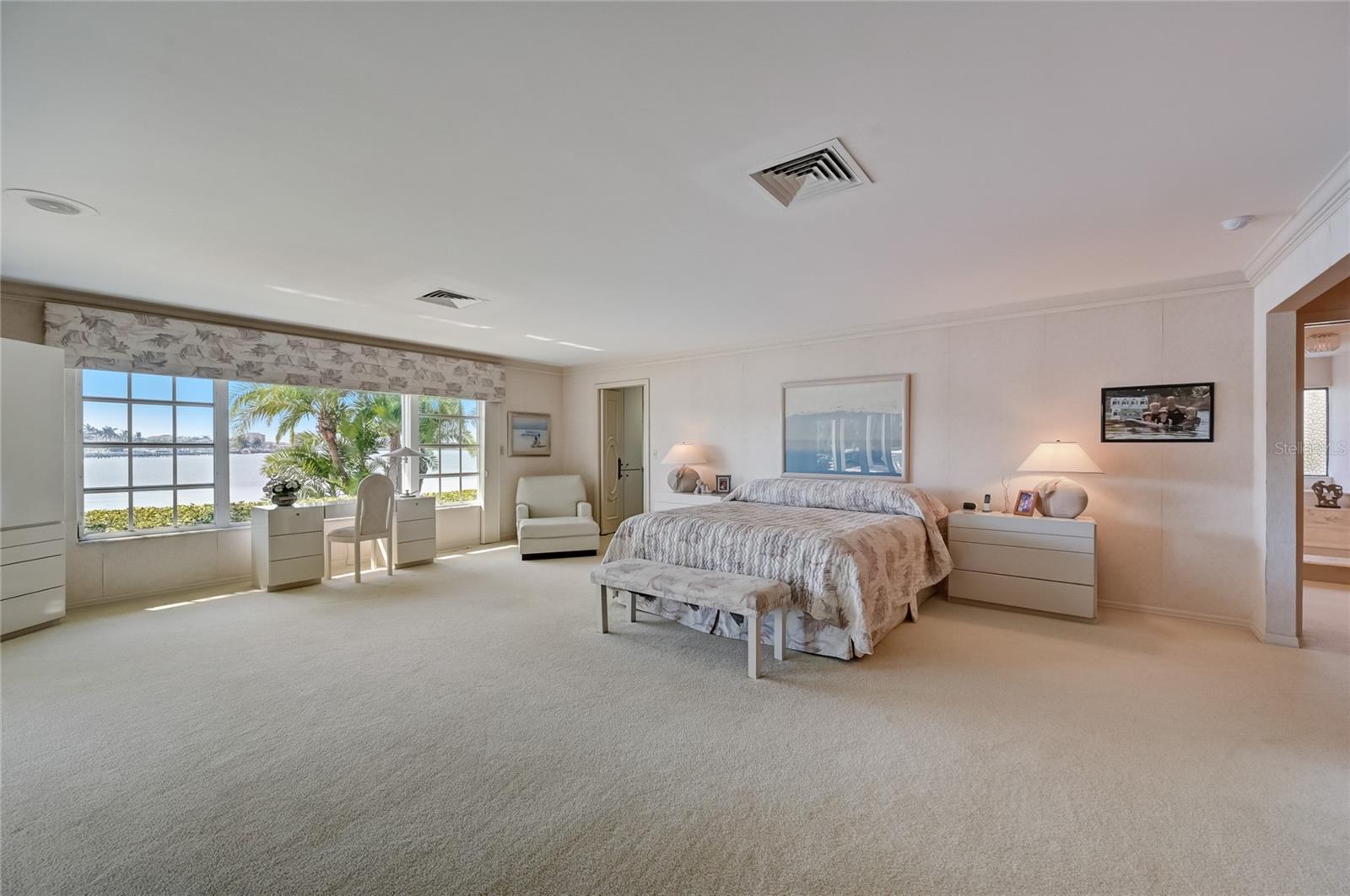 BAYWAY ISLES - Residential