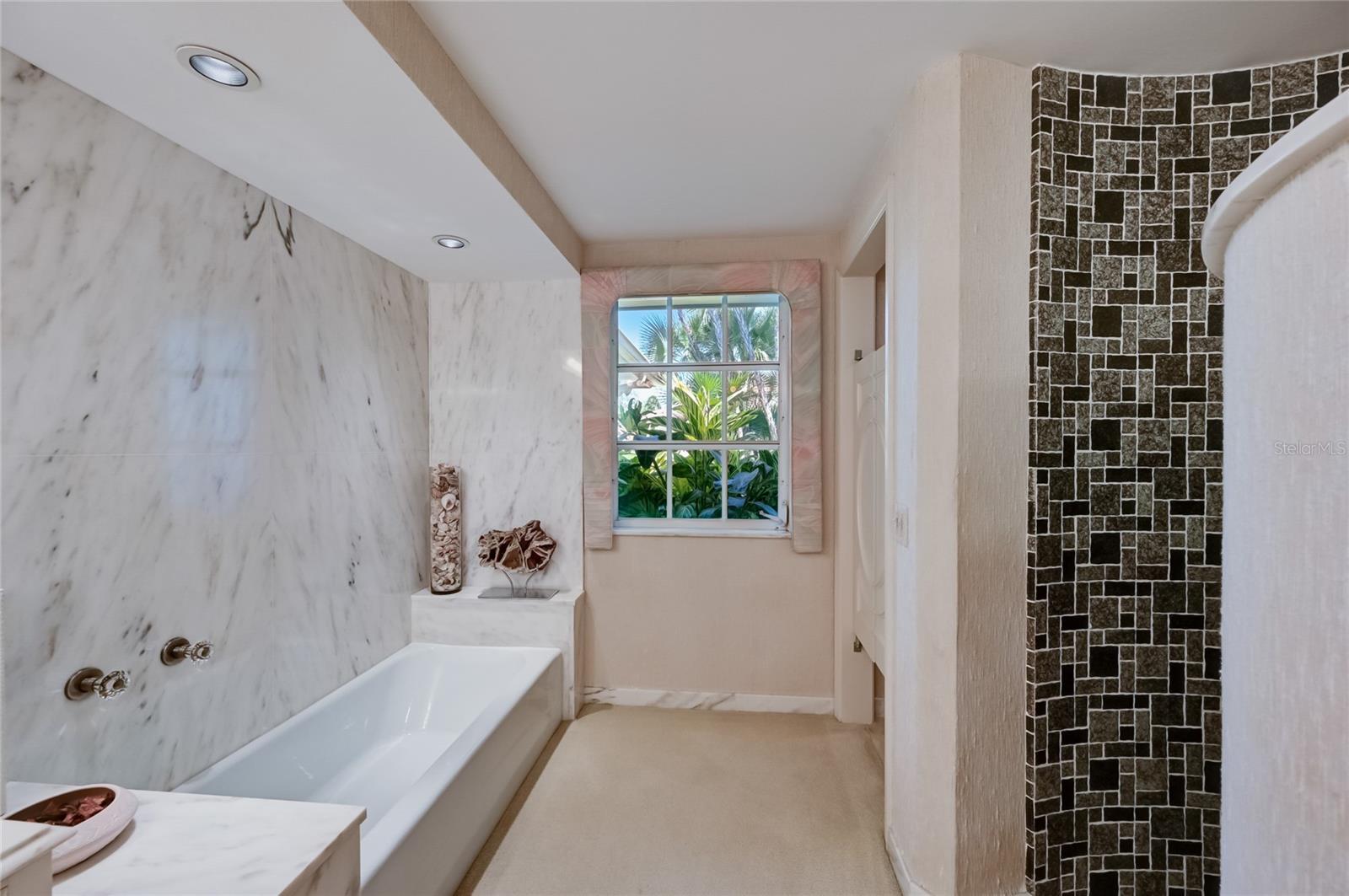 BAYWAY ISLES - Residential