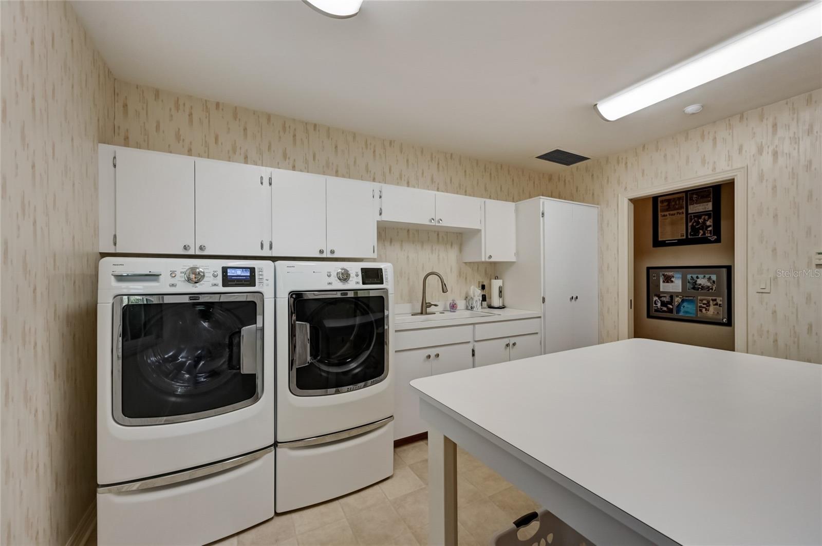 BAYWAY ISLES - Residential