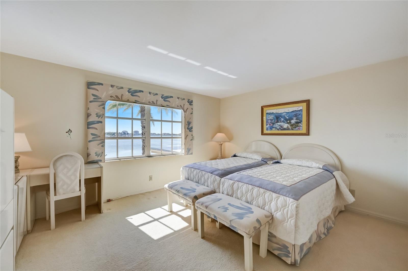 BAYWAY ISLES - Residential