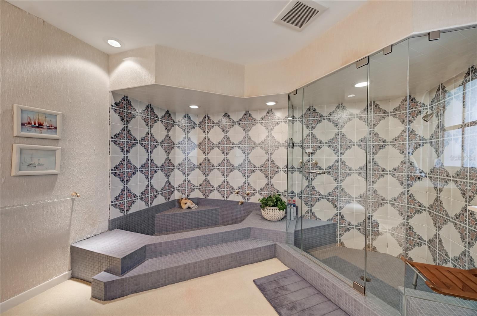 BAYWAY ISLES - Residential