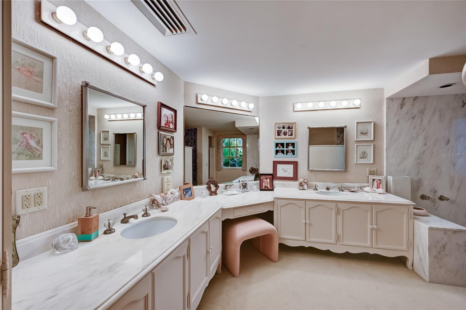 BAYWAY ISLES - Residential