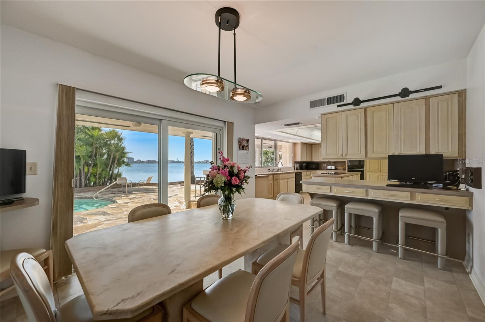 BAYWAY ISLES - Residential