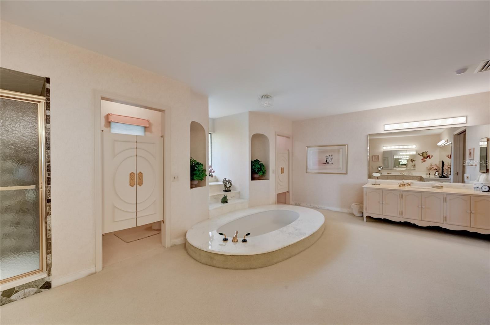 BAYWAY ISLES - Residential