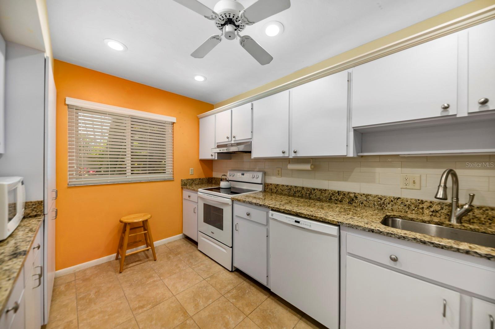 PELICAN COVE VII - Residential
