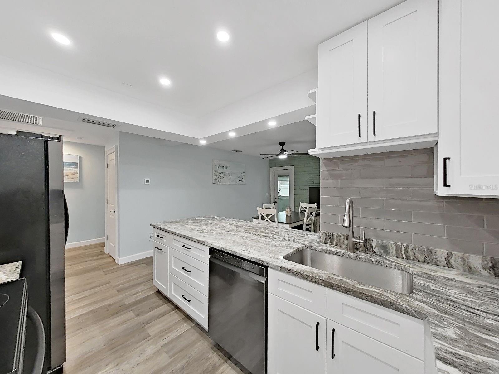 SUNSET HILLS 2ND ADD - Residential