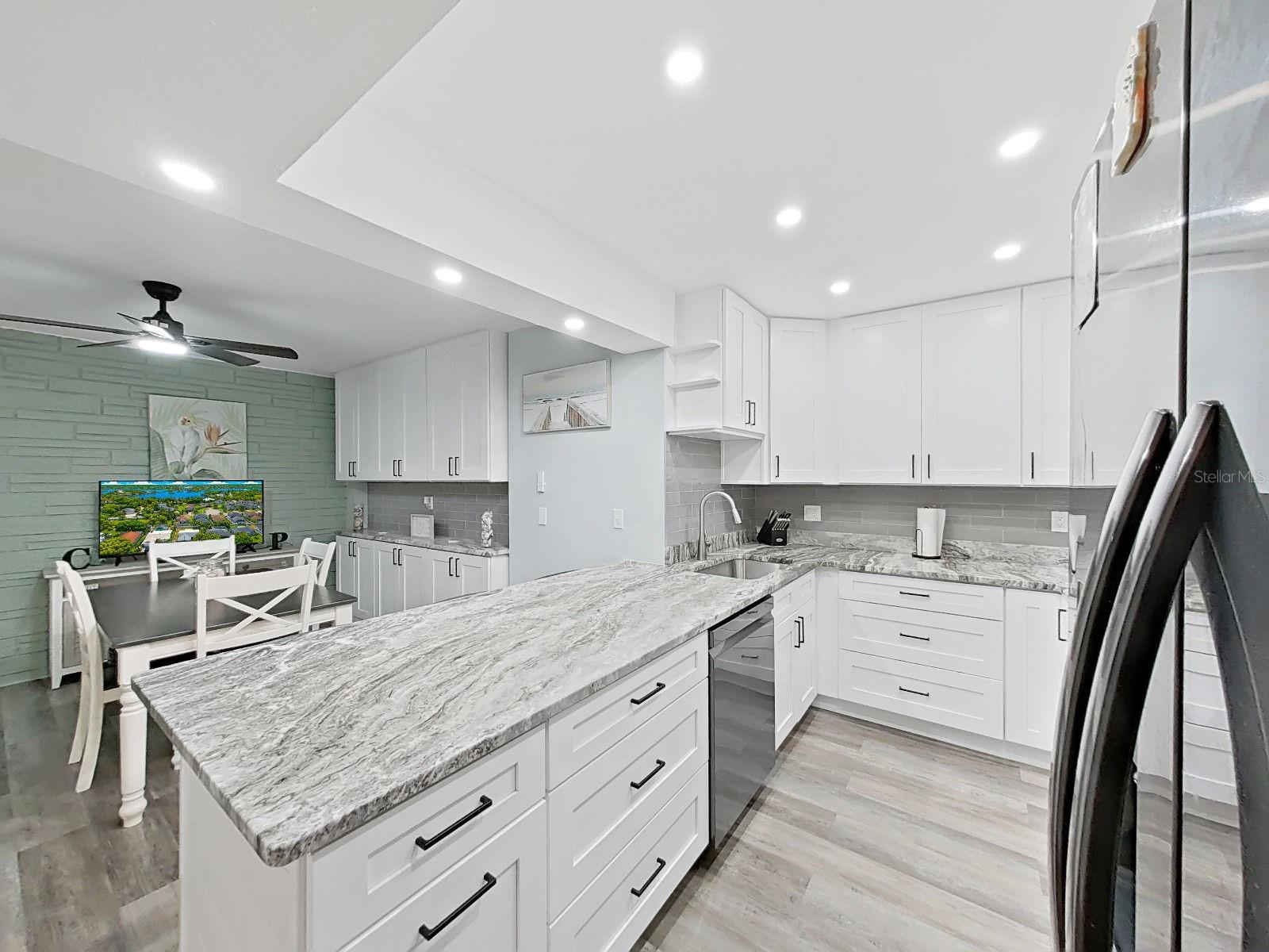 SUNSET HILLS 2ND ADD - Residential
