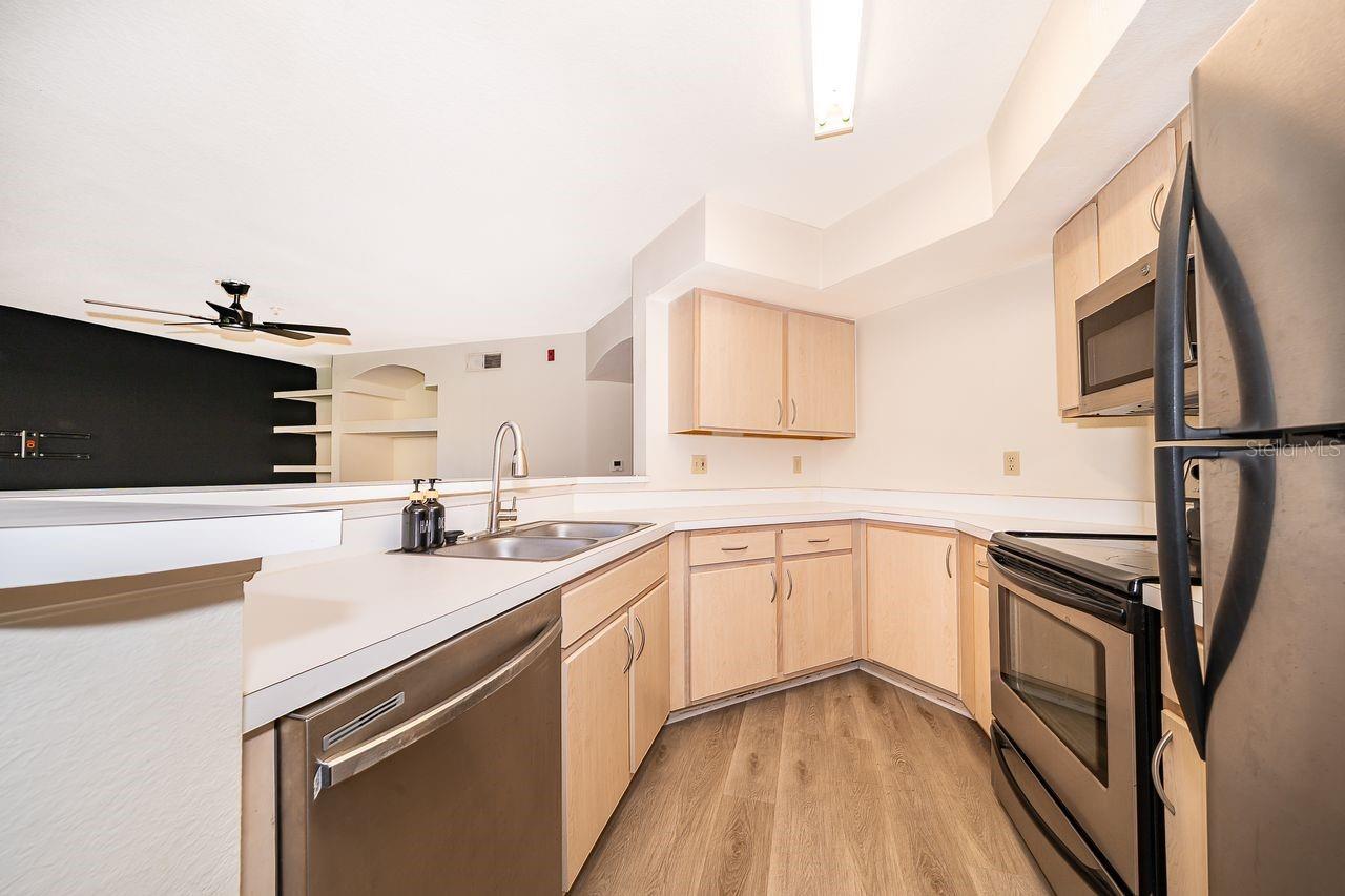 BERMUDA DUNES PRIVATE RESIDENCE - Residential Lease