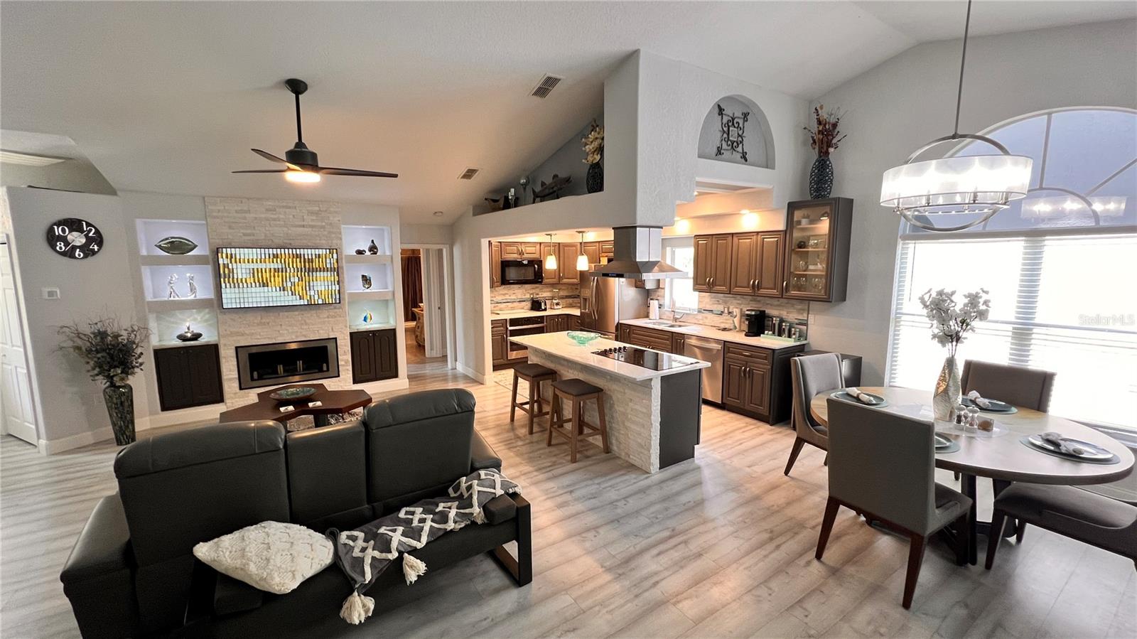 SILVERTHORN PH 2B - Residential Lease
