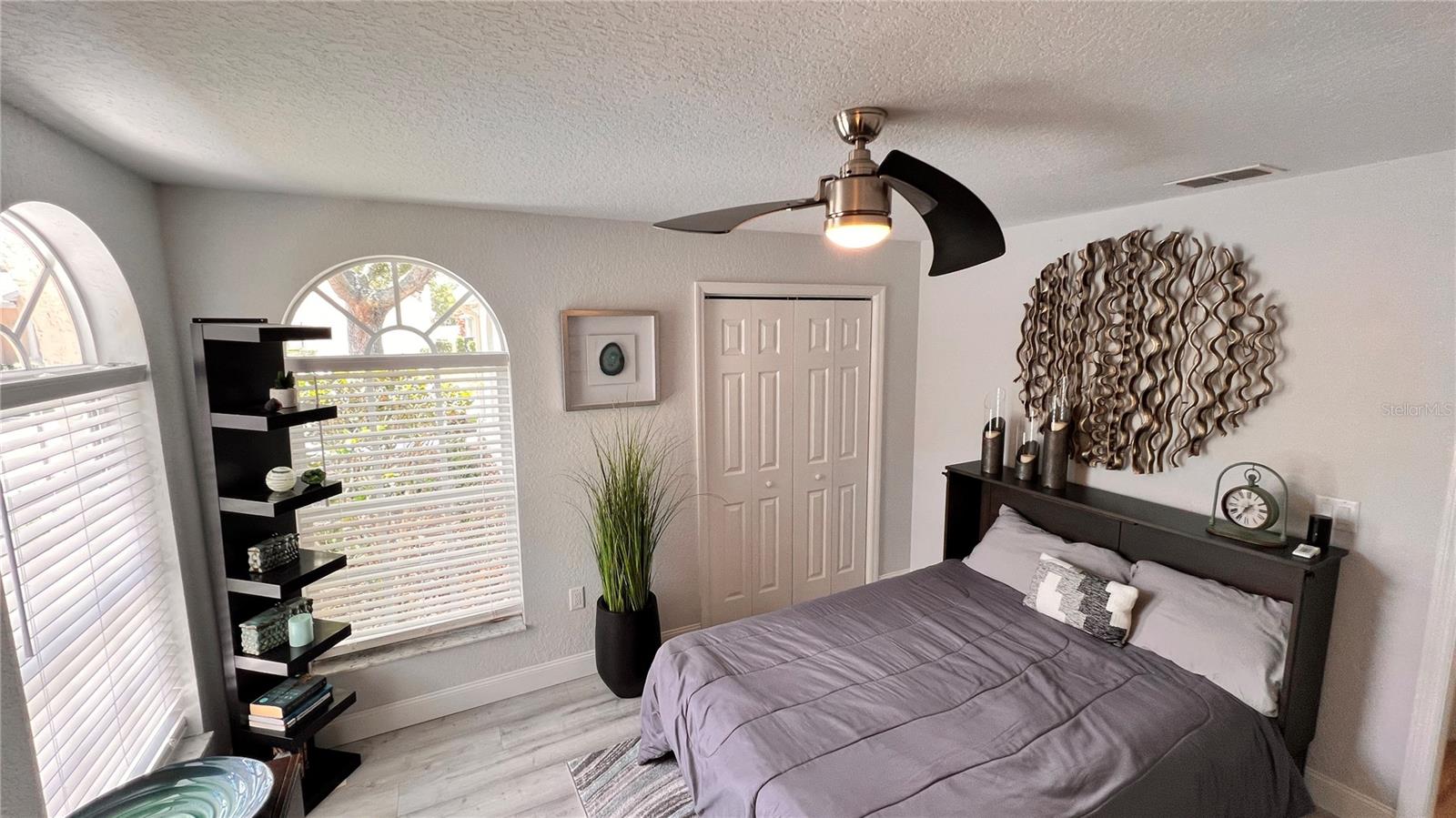 SILVERTHORN PH 2B - Residential Lease