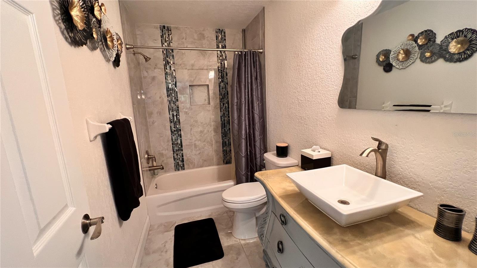 SILVERTHORN PH 2B - Residential Lease