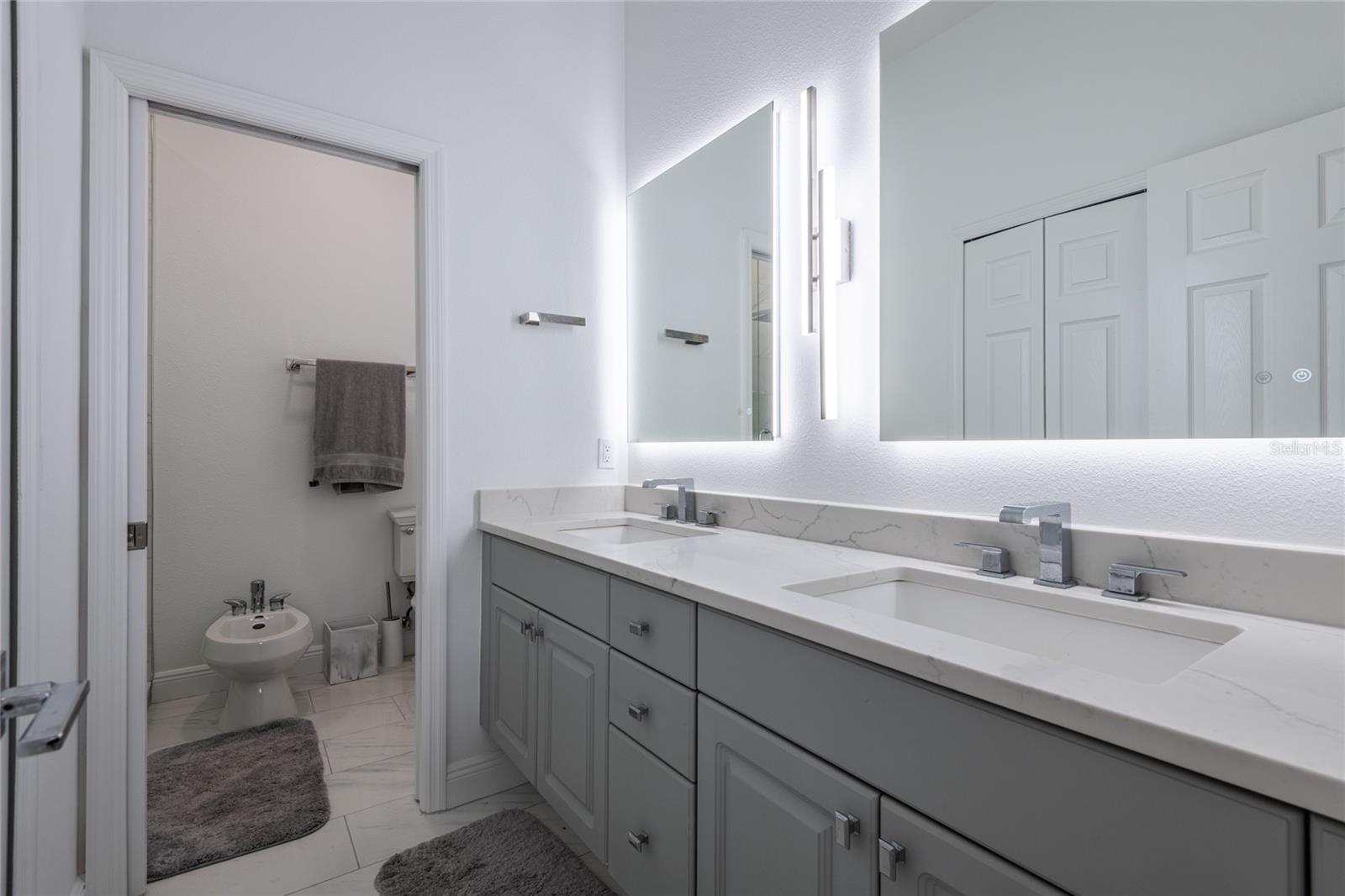 CALIENTE APTS CONDO - Residential