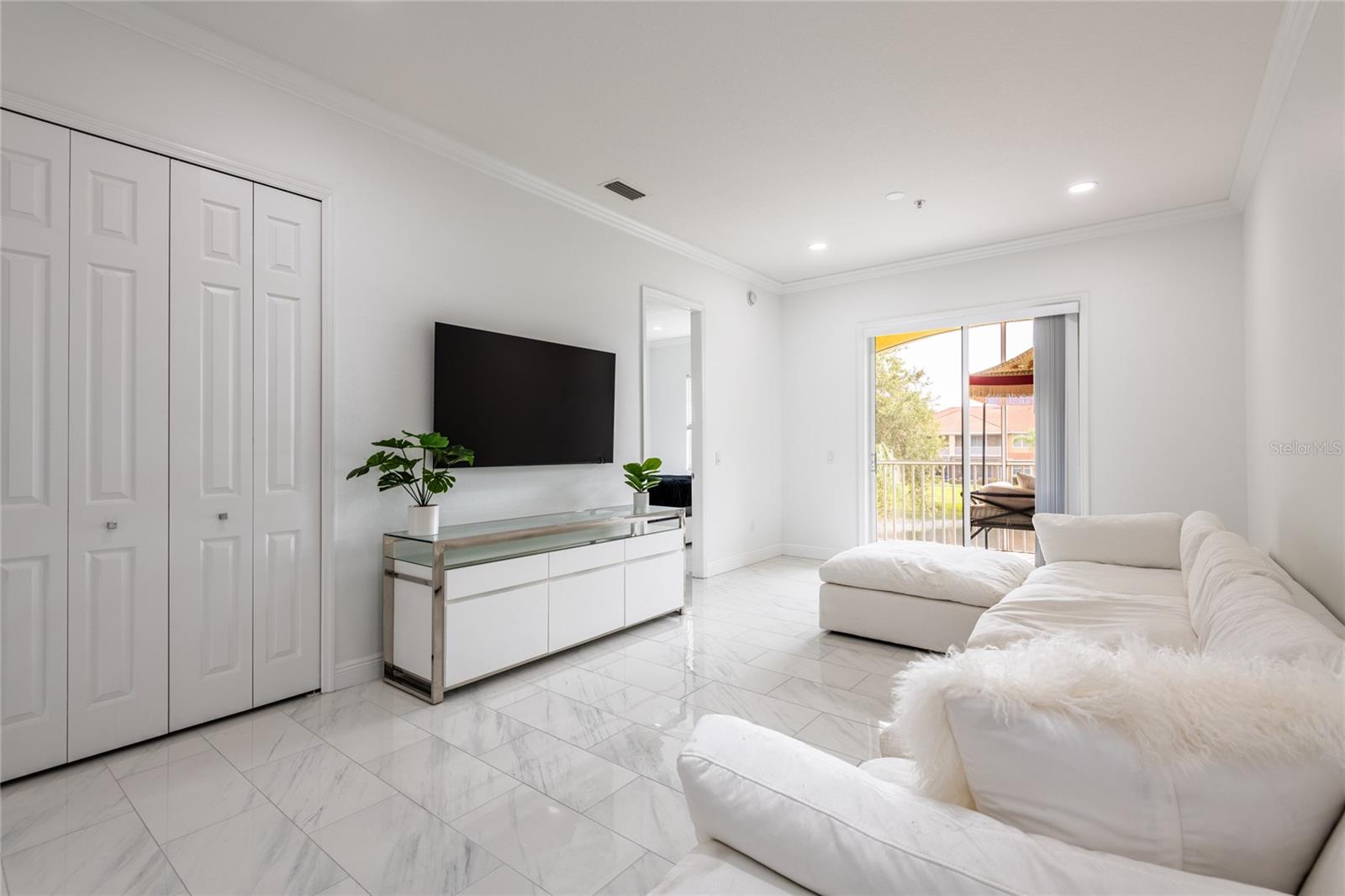 CALIENTE APTS CONDO - Residential