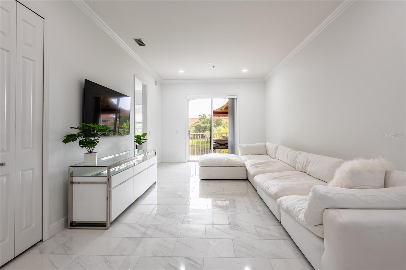 CALIENTE APTS CONDO - Residential