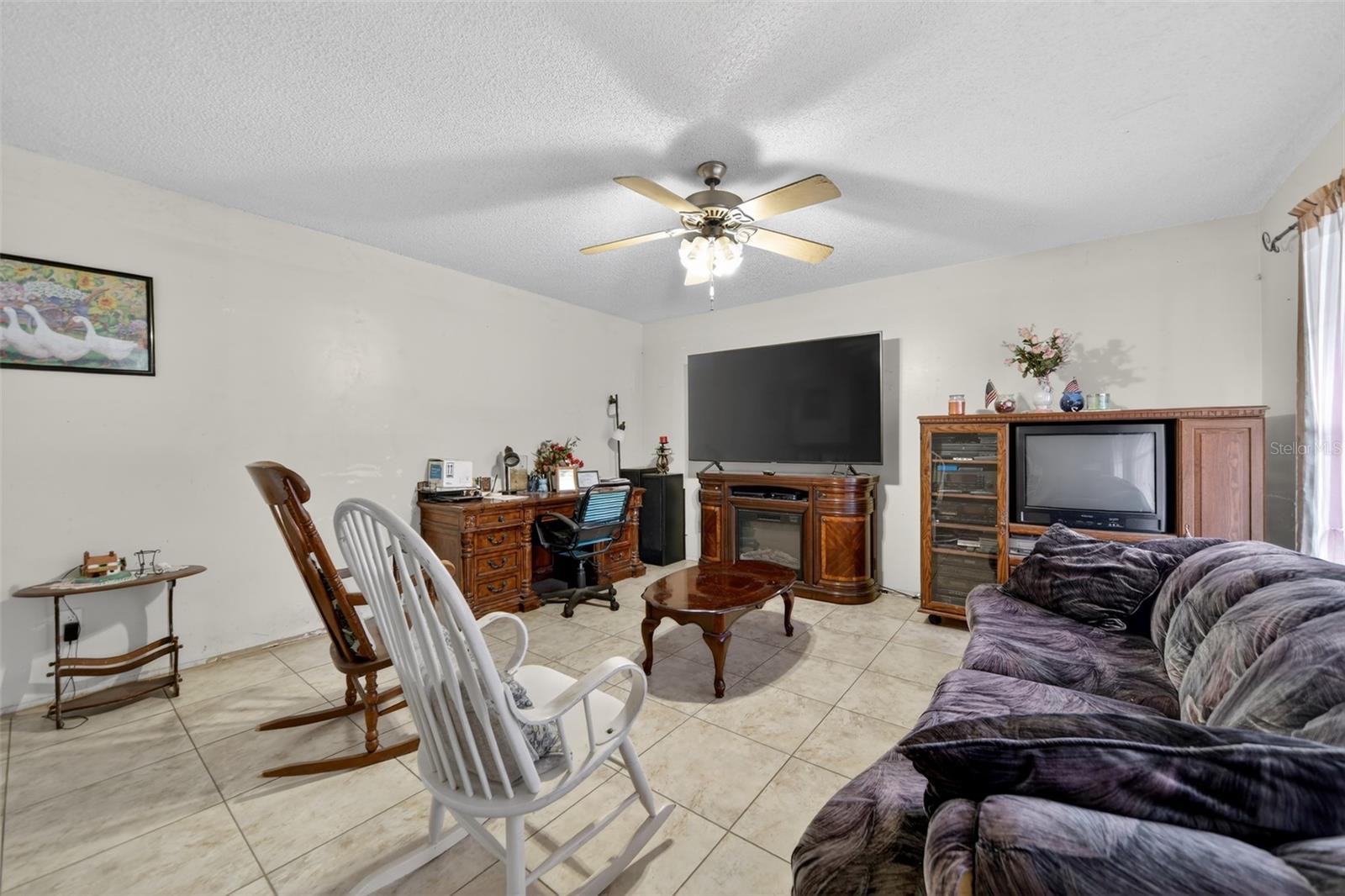 MEADOWS - Residential