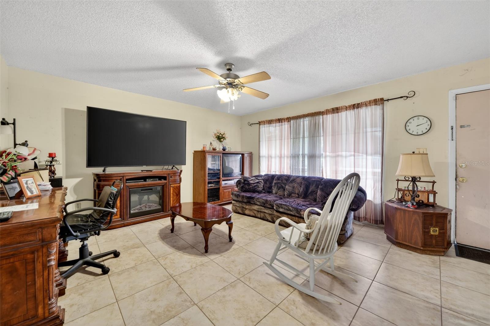 MEADOWS - Residential