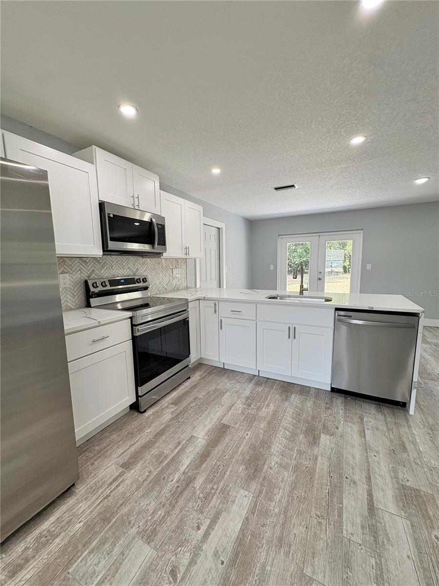 SPRING HILL - Residential