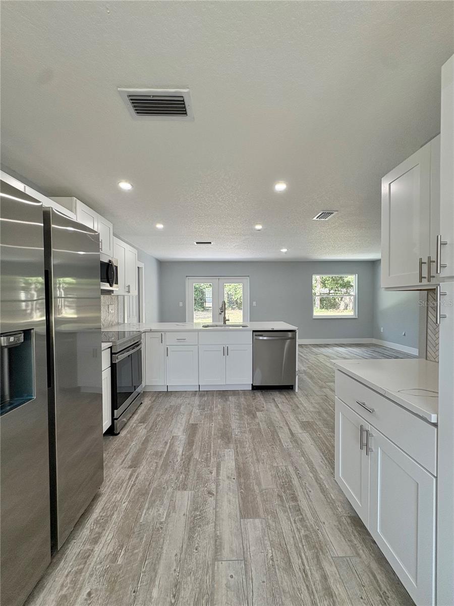 SPRING HILL - Residential