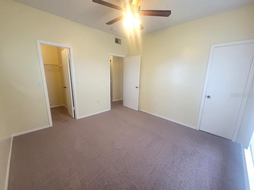 THE LANDINGS OF TAMPA A CONDOM - Residential