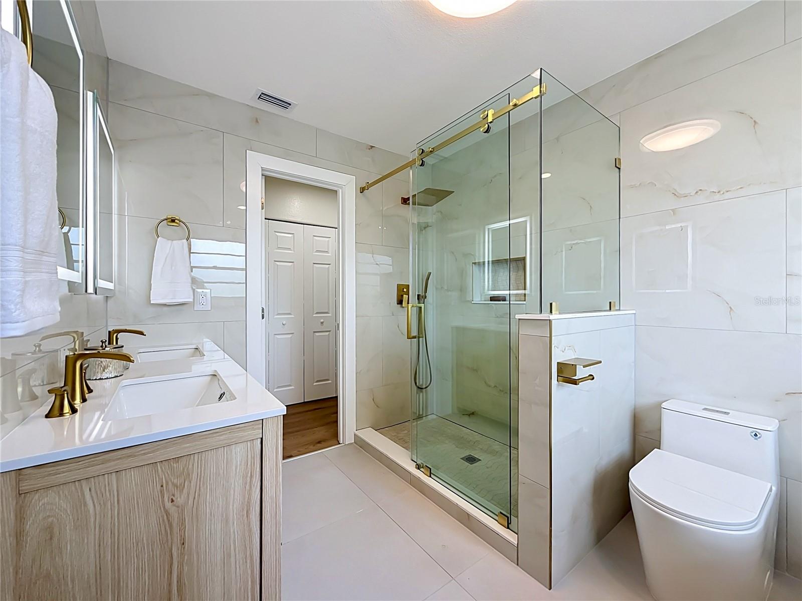 NORTHWOOD EAST - Residential