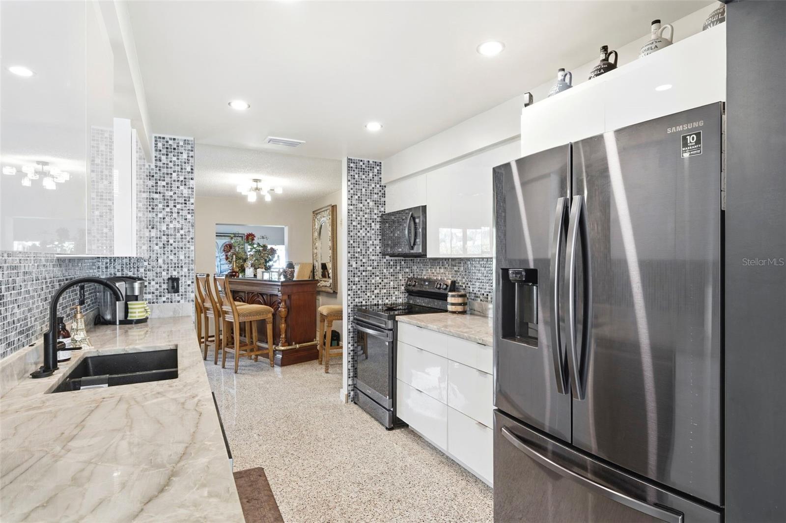 SHORE ACRES OVERLOOK SEC - Residential