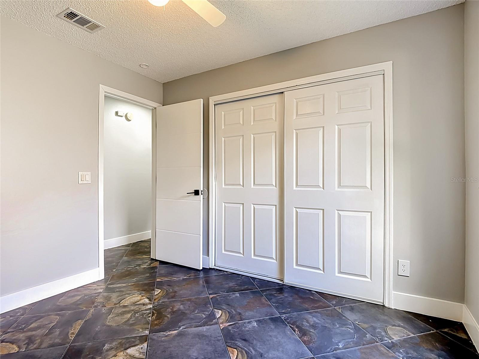 HUNTERS CREEK TR 240 PH 03 - Residential