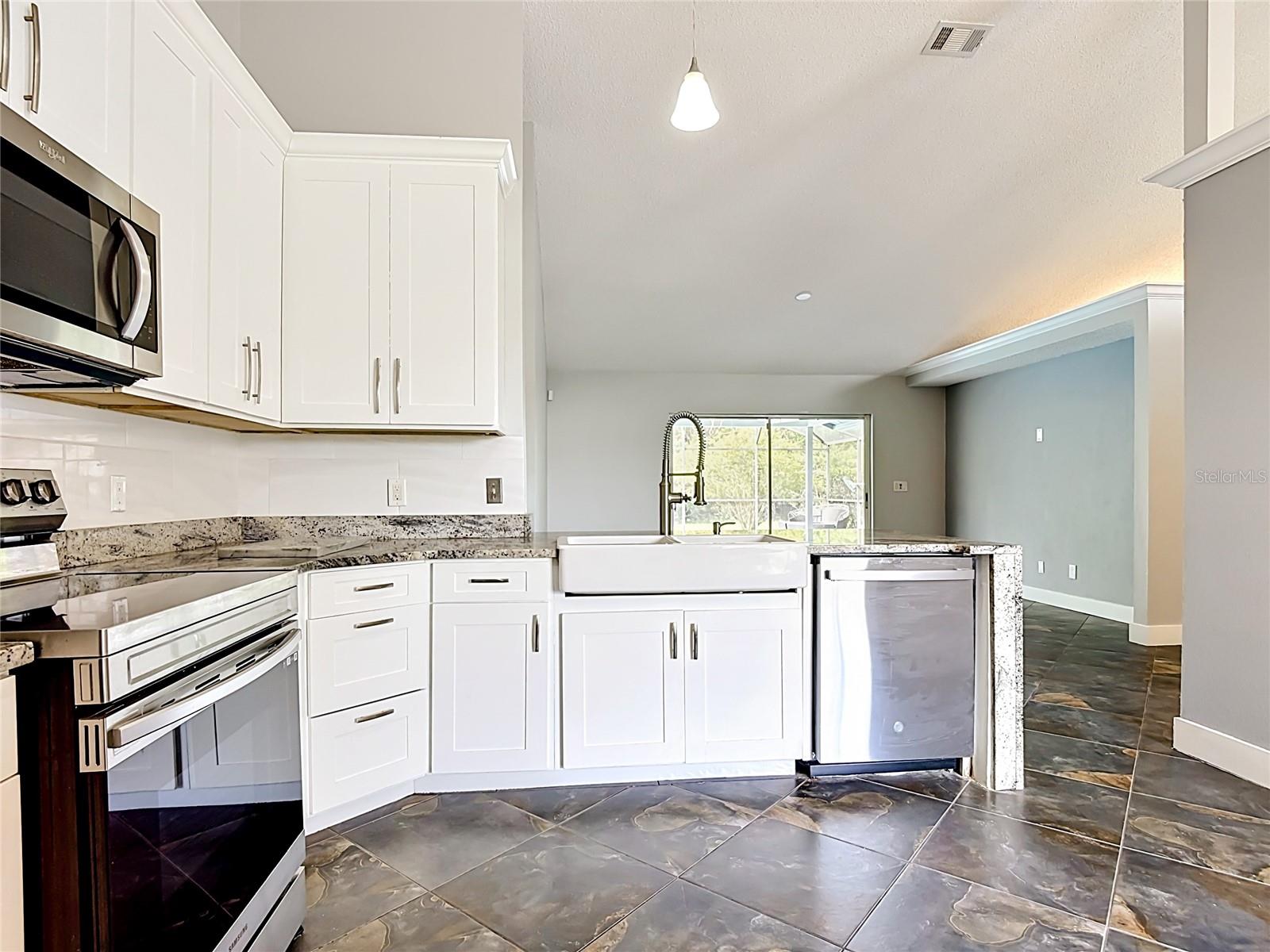 HUNTERS CREEK TR 240 PH 03 - Residential