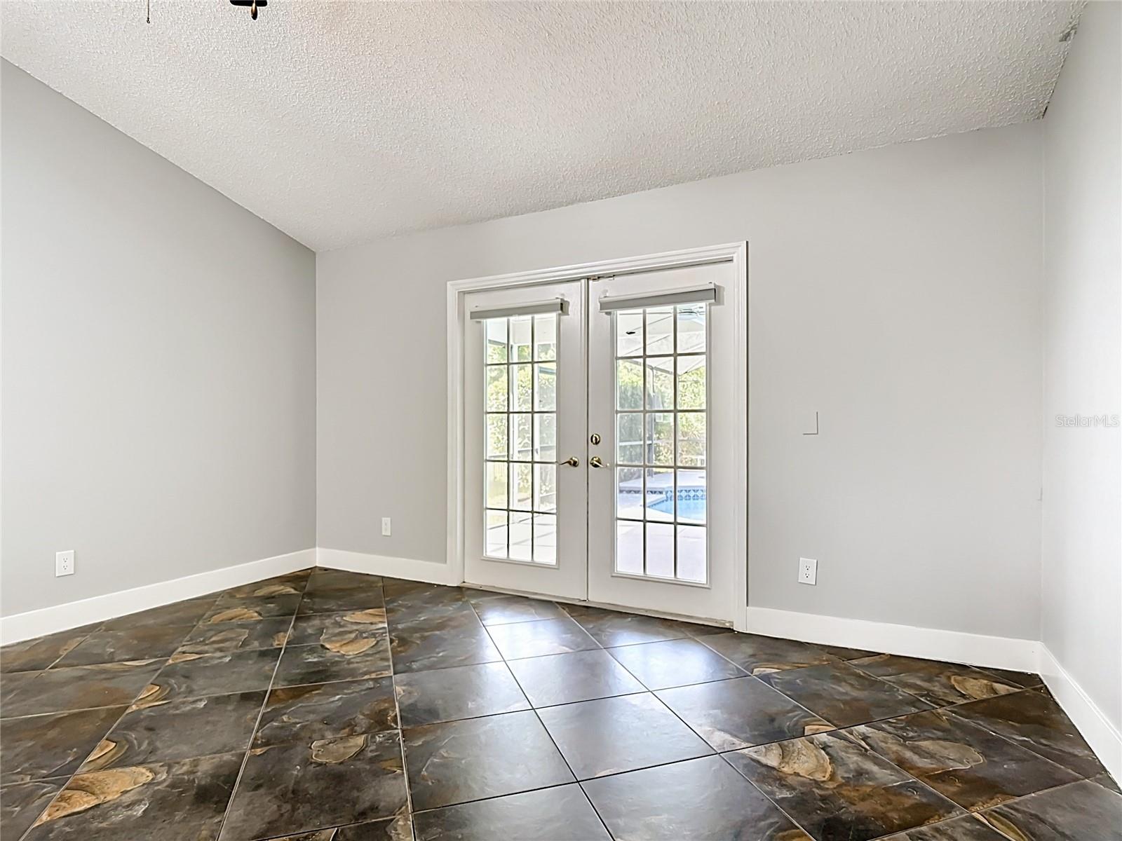HUNTERS CREEK TR 240 PH 03 - Residential