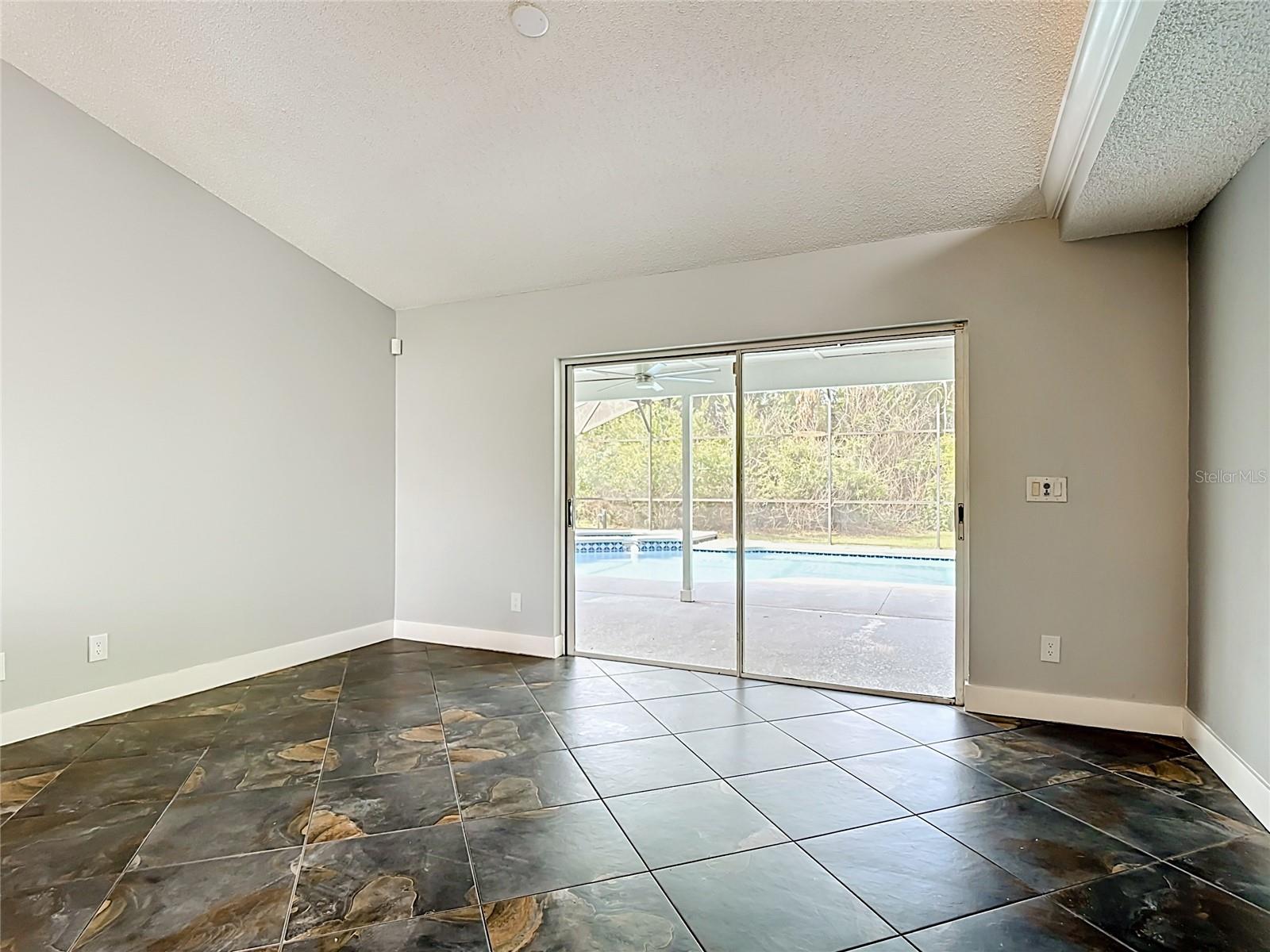 HUNTERS CREEK TR 240 PH 03 - Residential