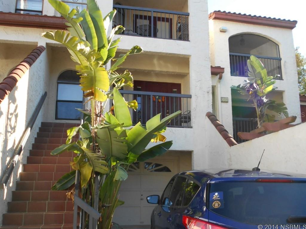 Water lovers dream!  3 bedroom, 3 1/2 bath townhome on the Intracoastal with assigned  boat slip dock 4.  Floating aluminum dock system with power.  Each living unit is assigned a dock slip, dock fees for the year are $763.   Features include a 2 sided gas fireplace between the living room and dining room, beautiful white oak tongue and groove living room floors, kitchen and master bath recently upgraded with wood cabinets and granite tops, and 5 terraces with wonderful views.  In-ground community pool, tennis and clubhouse. The exterior construction is block from the foundation to the roof and the party walls are block.  Walk to Flagler Ave or Canal St. to enjoy restaurants, shopping or an Art/Music Festival. ;Water: City