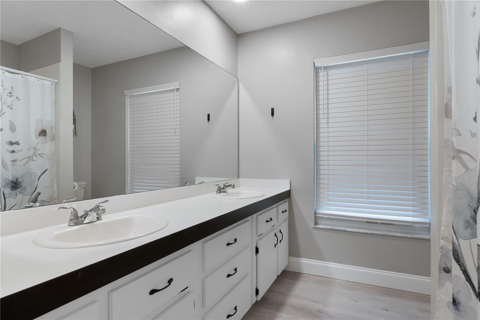 RAINBOW HILLS ESTATES - Residential