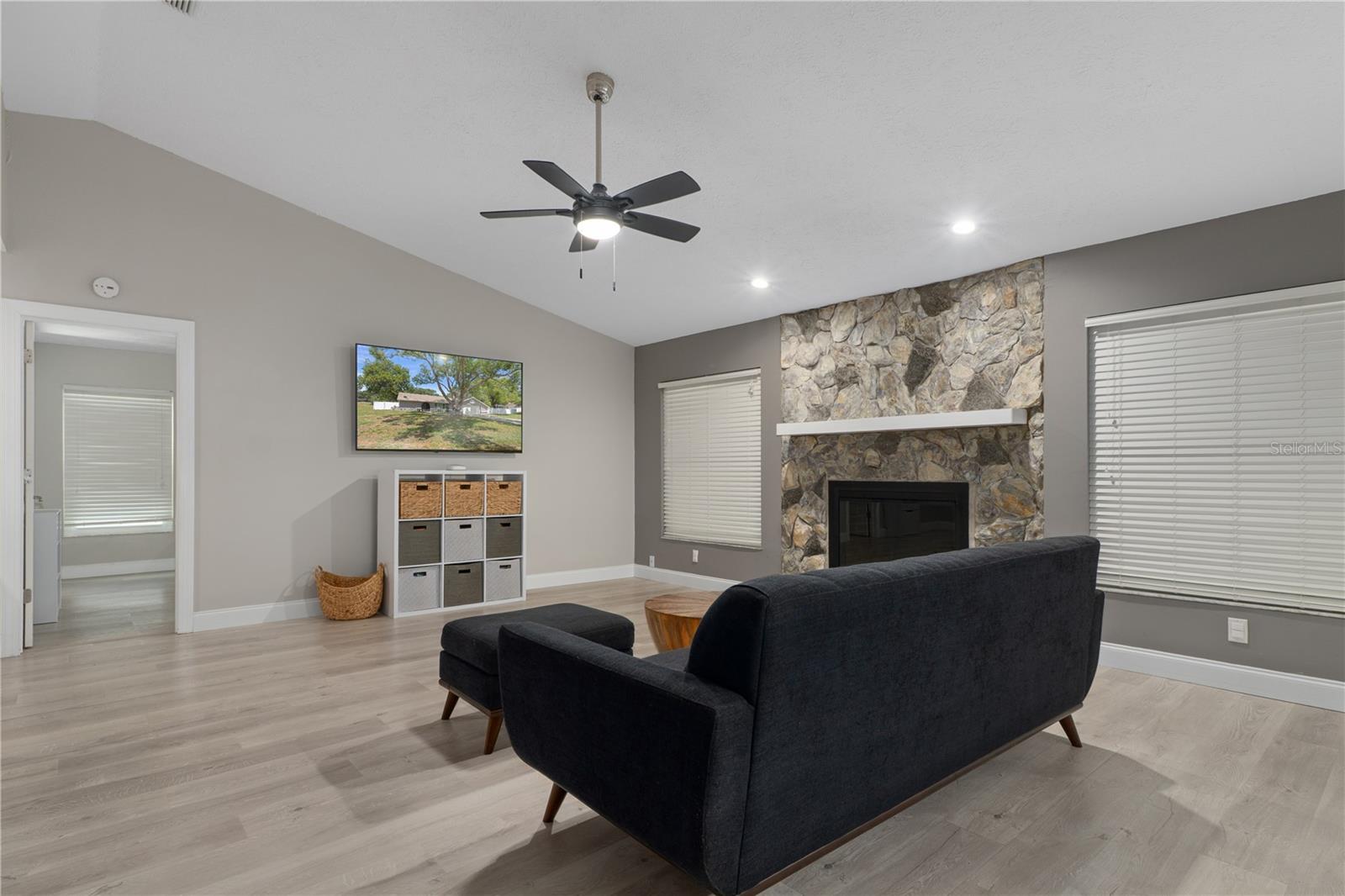 RAINBOW HILLS ESTATES - Residential