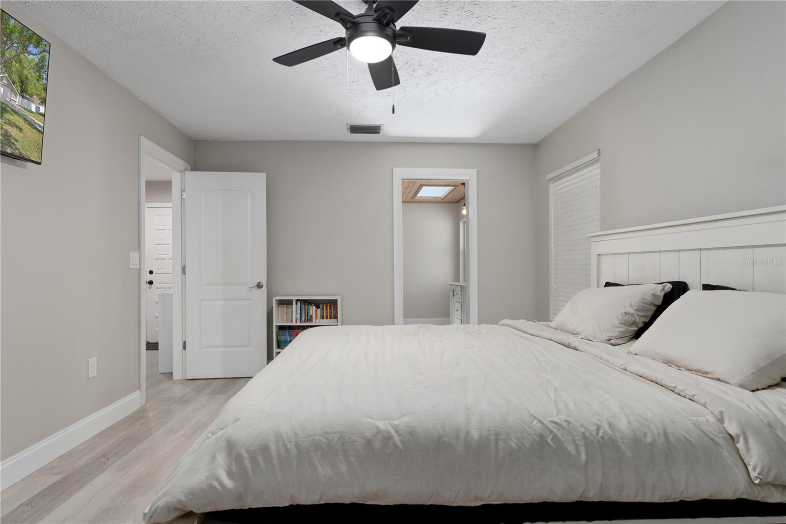 RAINBOW HILLS ESTATES - Residential