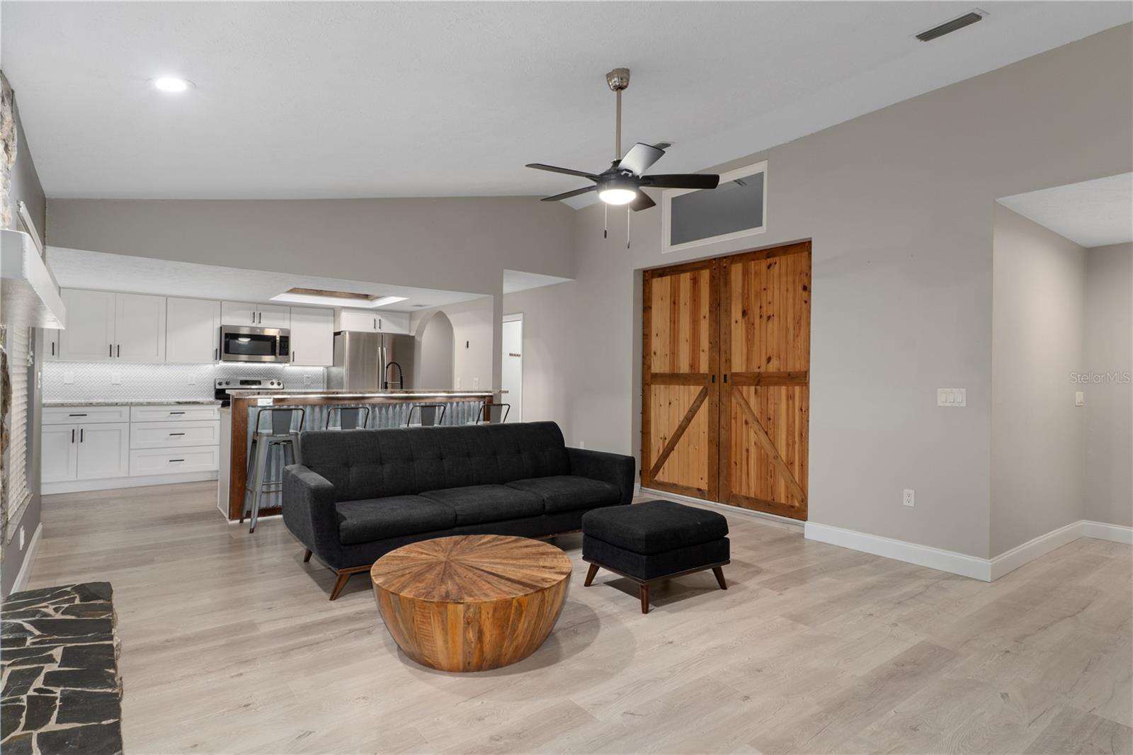 RAINBOW HILLS ESTATES - Residential
