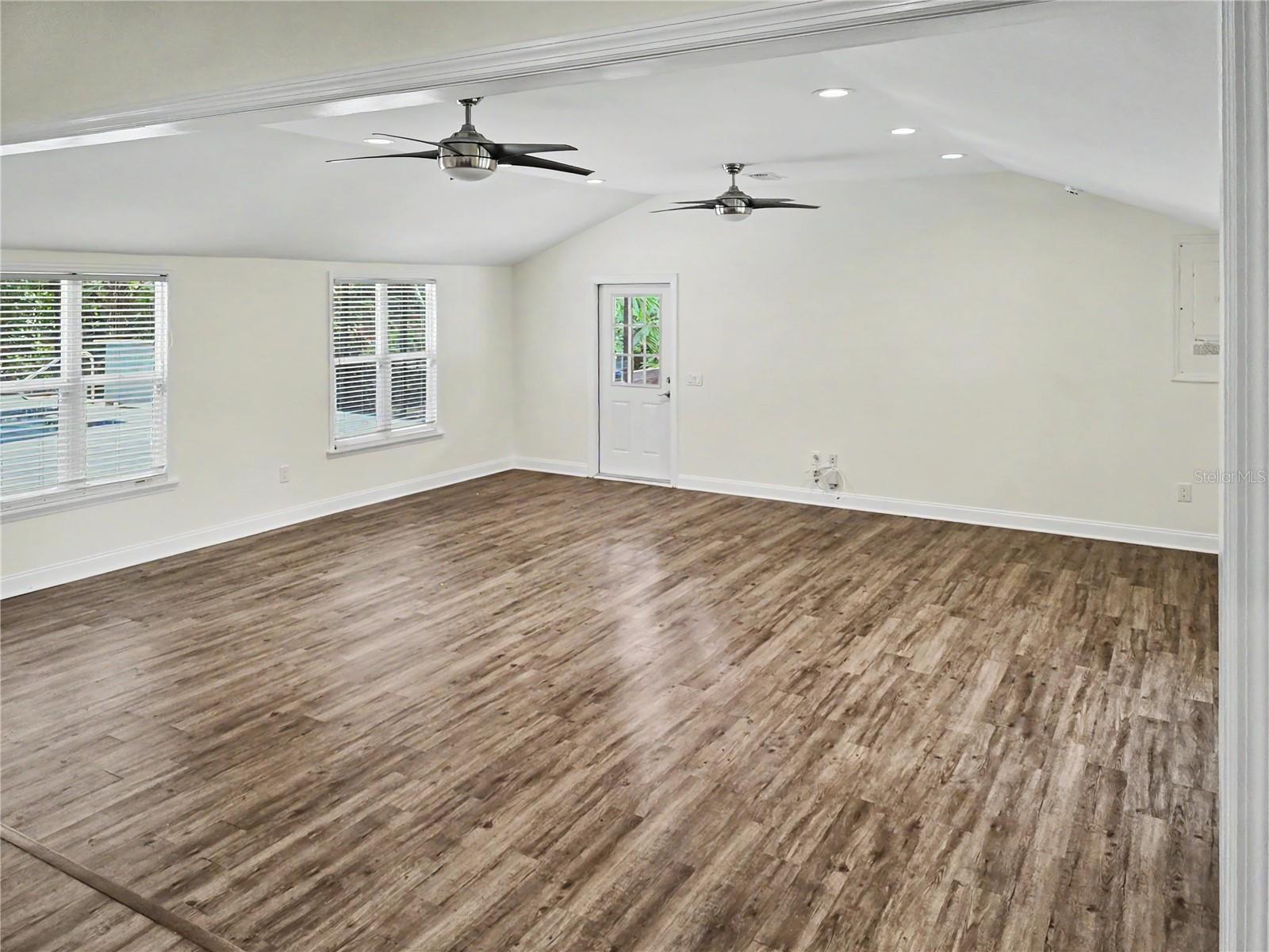 OAK RIDGE - Residential