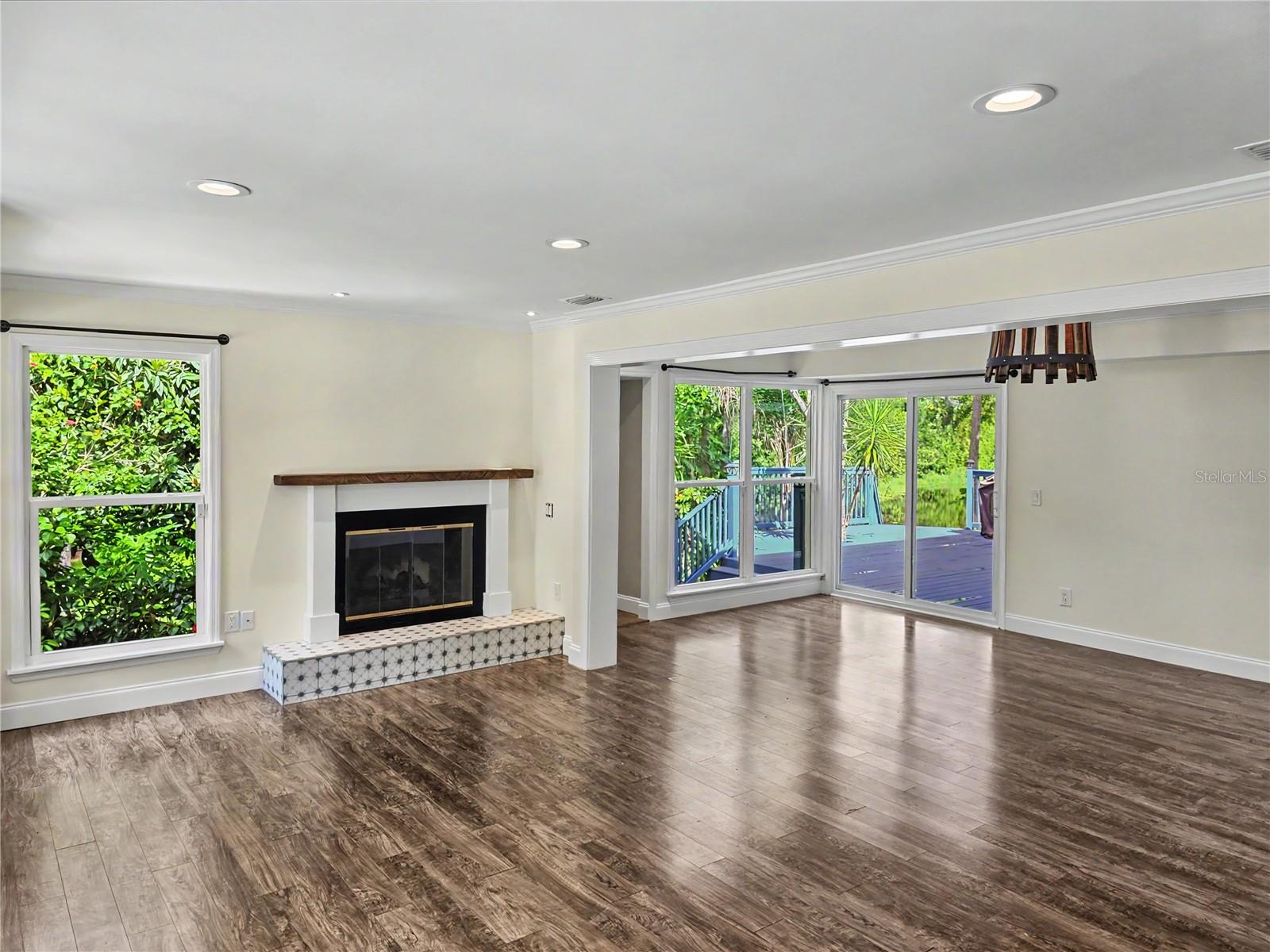 OAK RIDGE - Residential