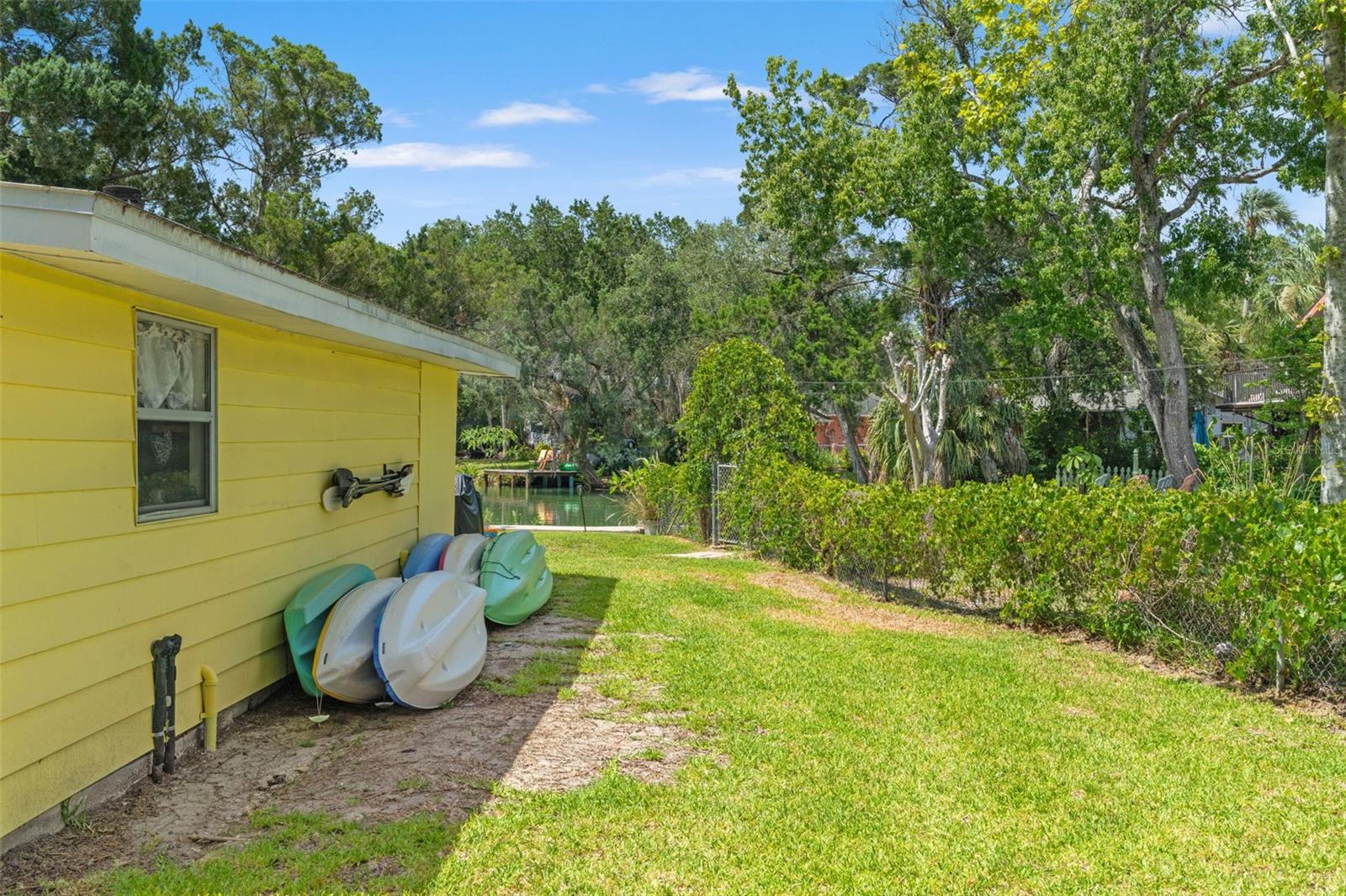 PALM GROVE COLONY - Residential
