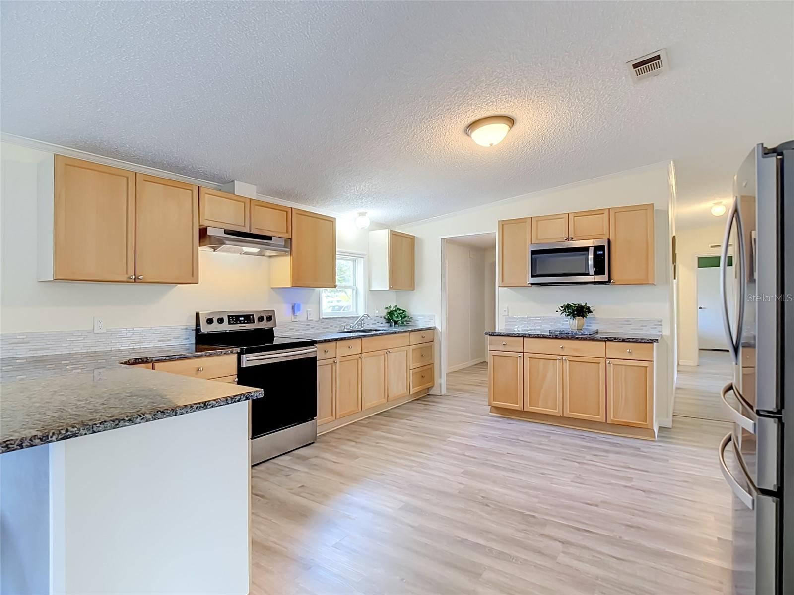 WAVERLY ACRES - Residential