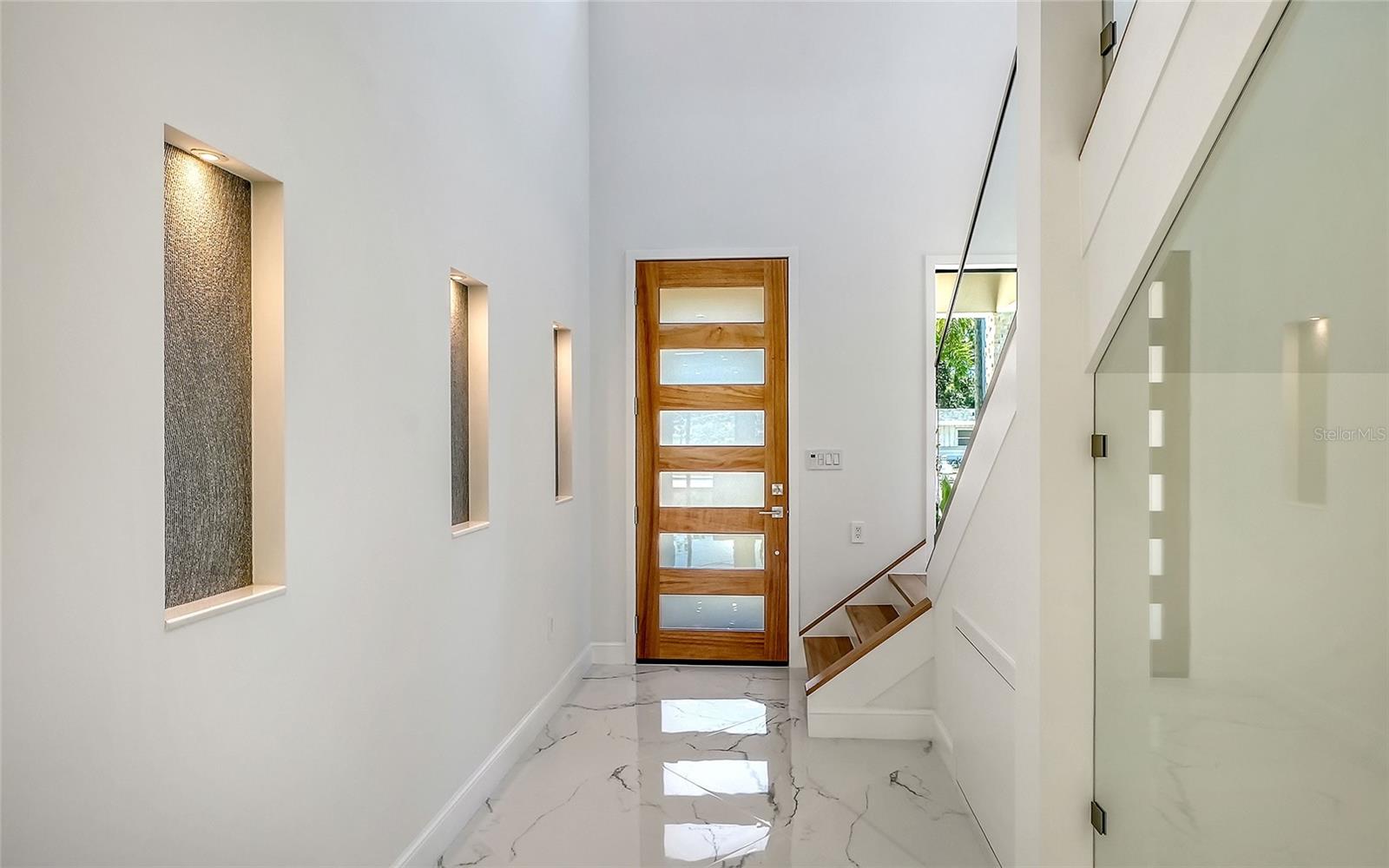 ALTA VISTA - Residential