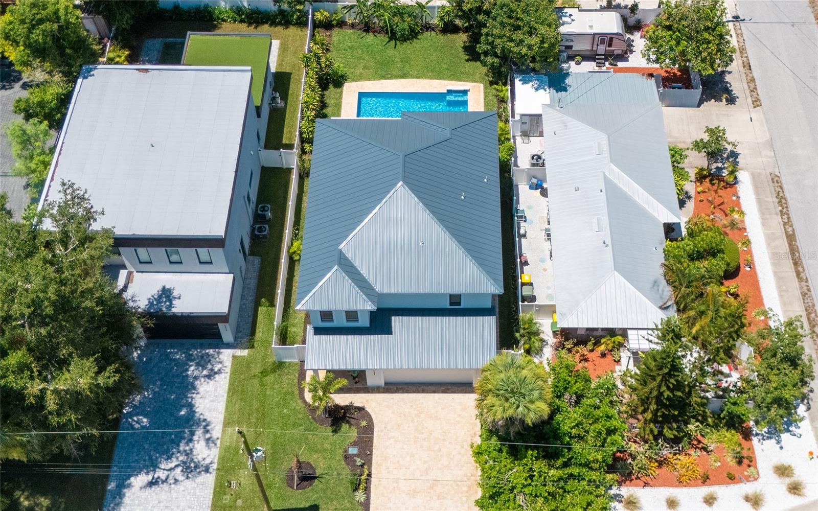 ALTA VISTA - Residential