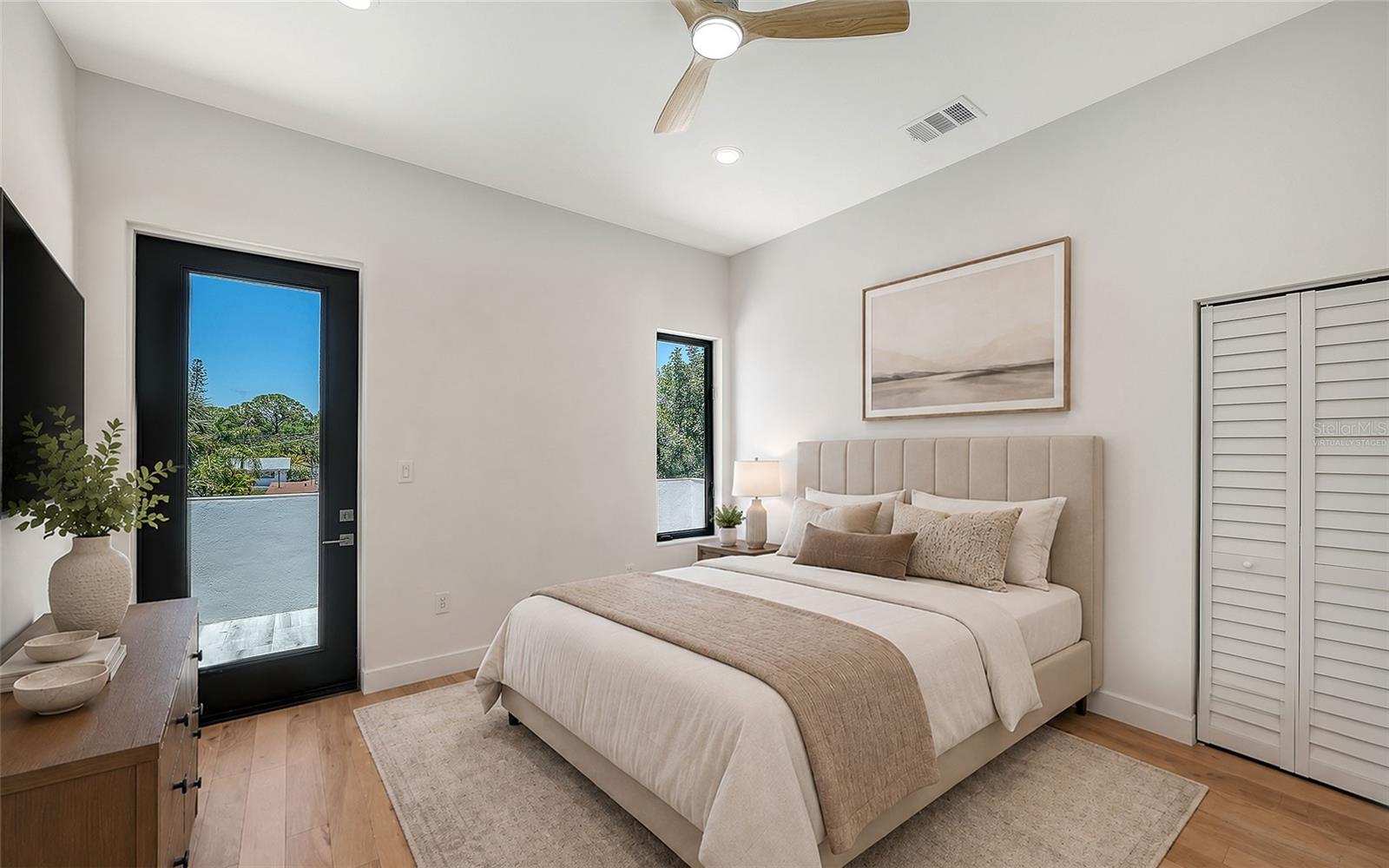 ALTA VISTA - Residential