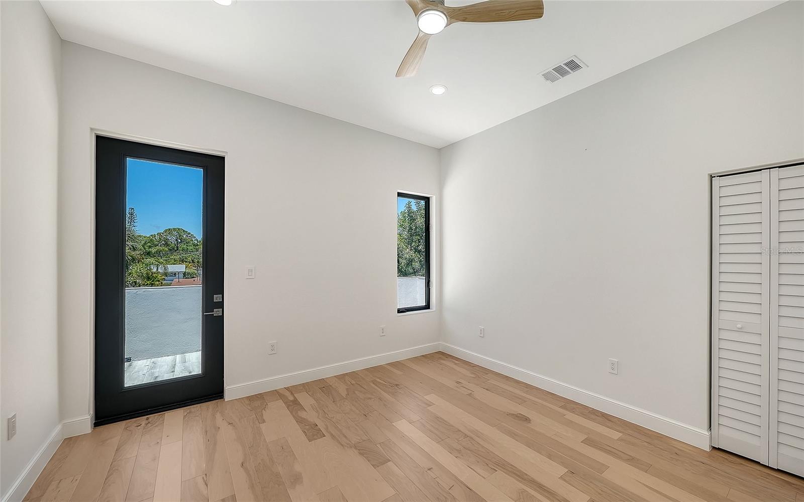 ALTA VISTA - Residential