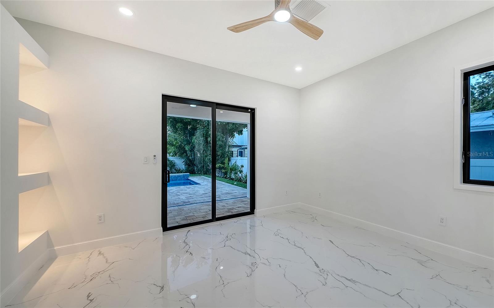 ALTA VISTA - Residential