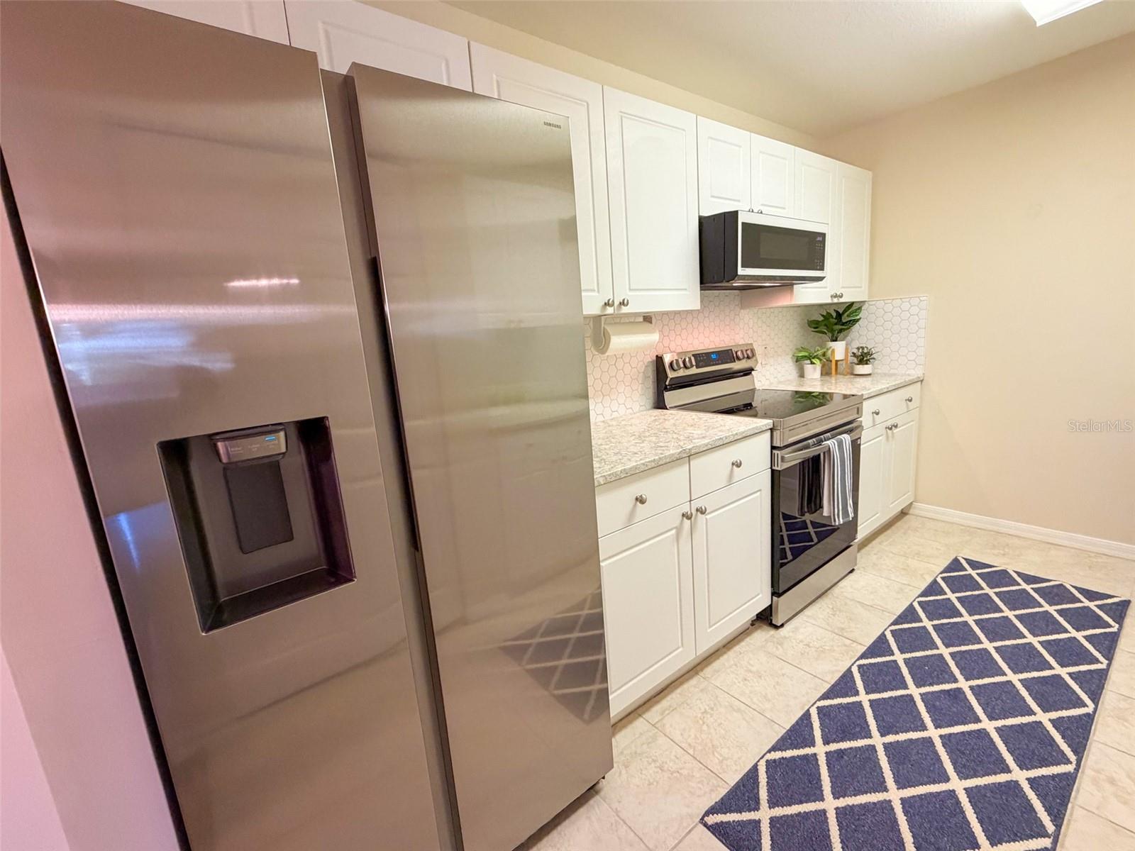 PARK LAKE - Residential Lease