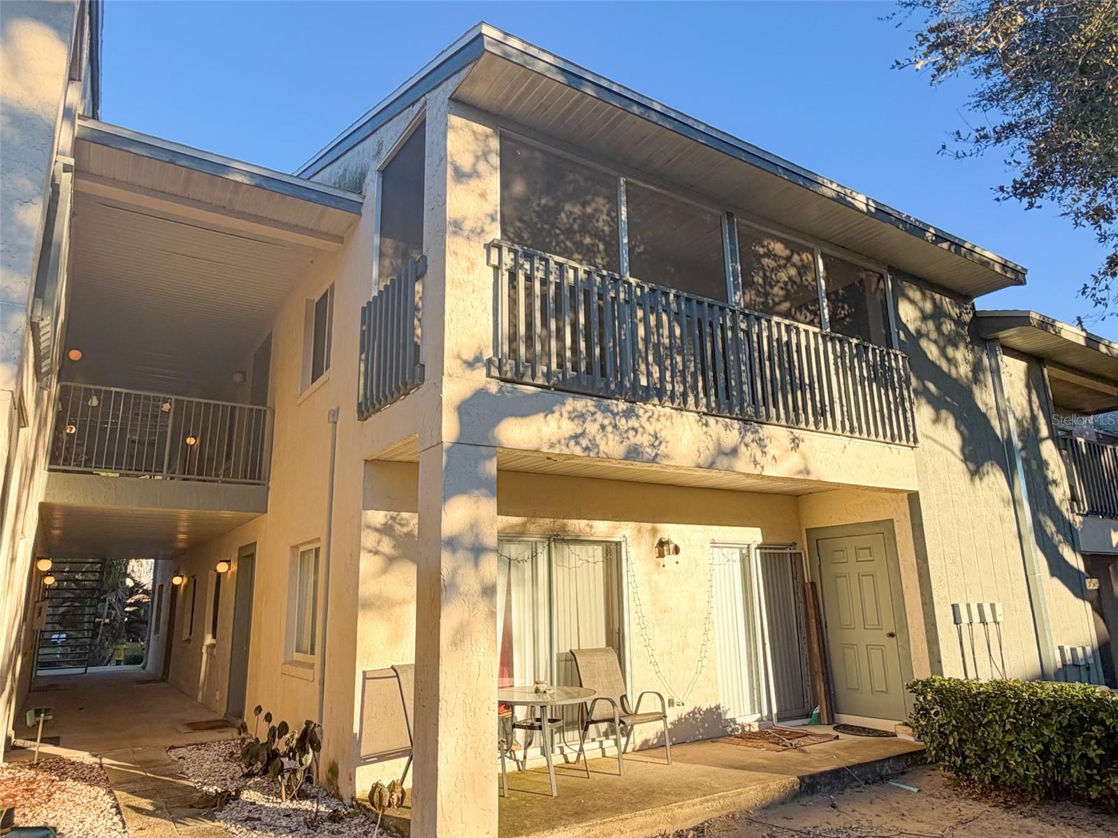 PARK LAKE - Residential Lease