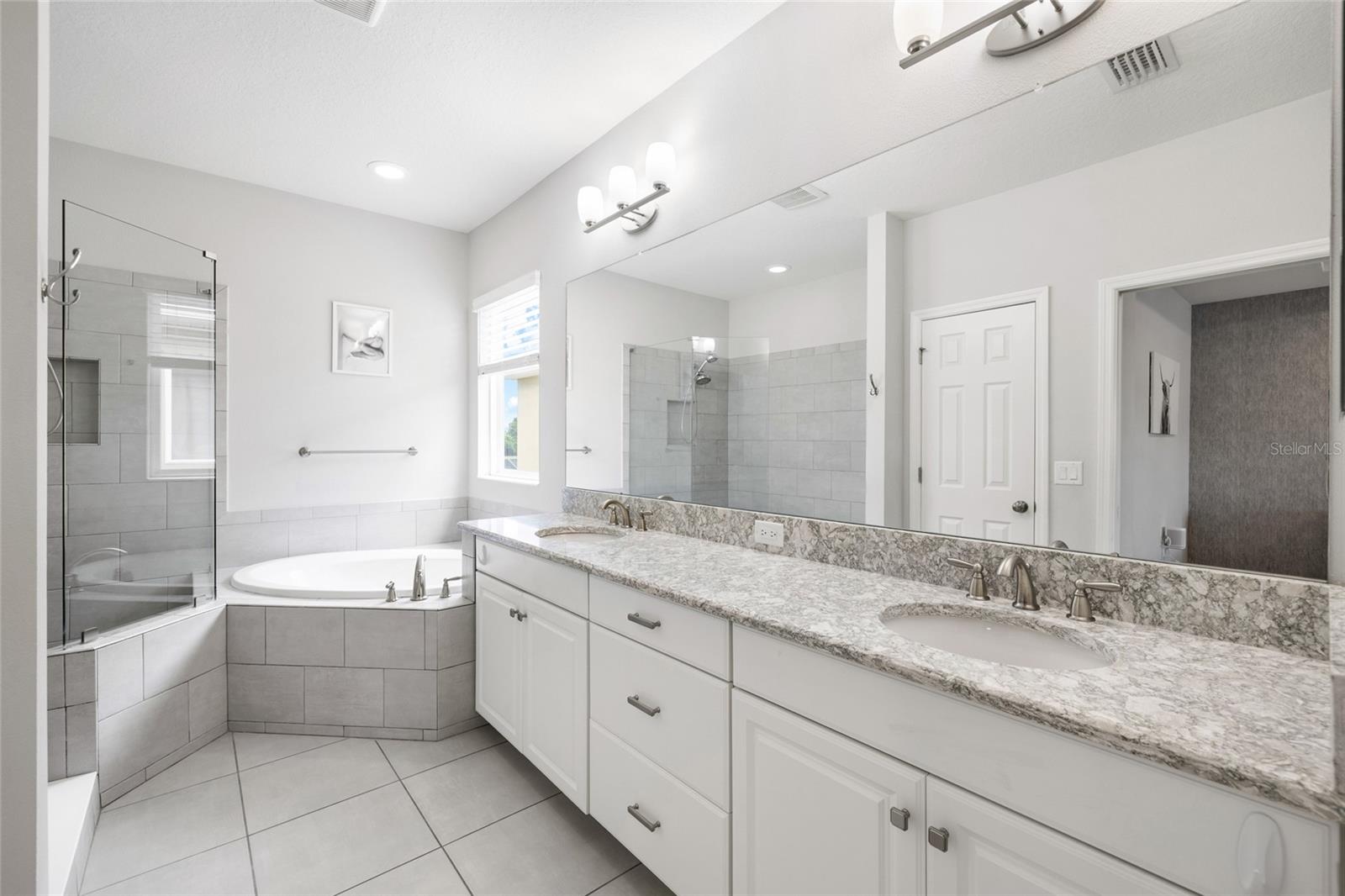 CITRUS CHASE - Residential Lease