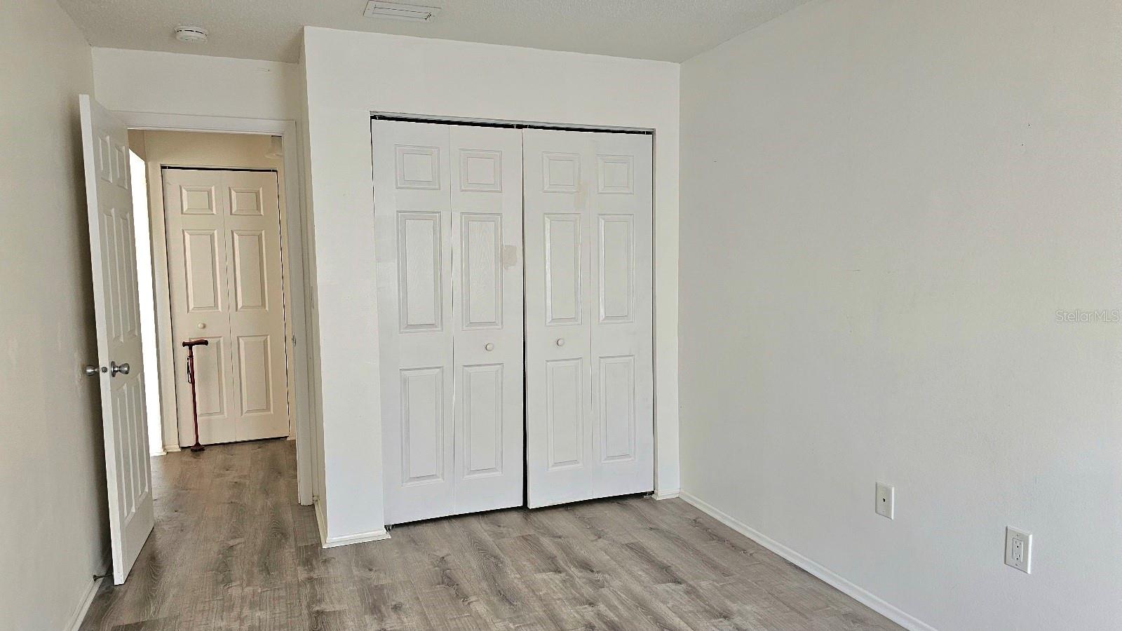 SUNSHINE VILLAS BLDG B - Residential Lease