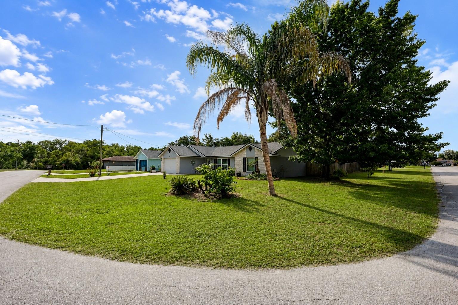 DELTONA LAKES UNIT 16 - Residential