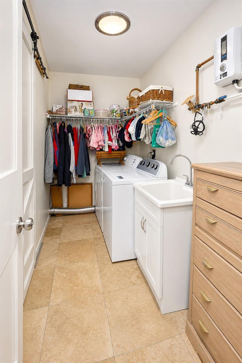 DELTONA LAKES UNIT 16 - Residential