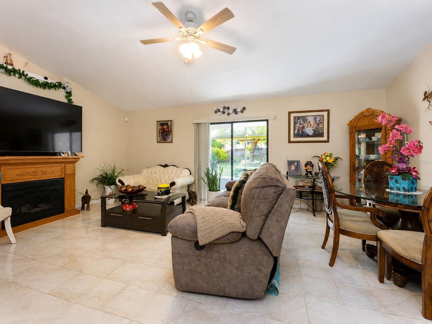 DELTONA LAKES UNIT 16 - Residential